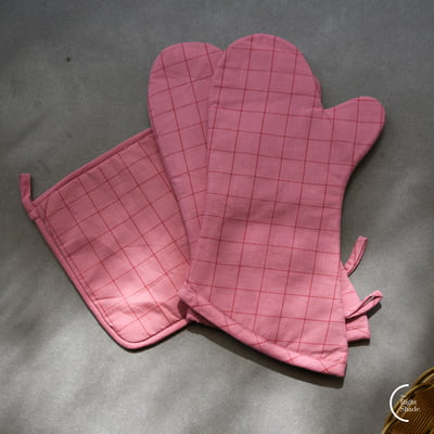 Oven Mitts & Pot Holder - Pink Checks